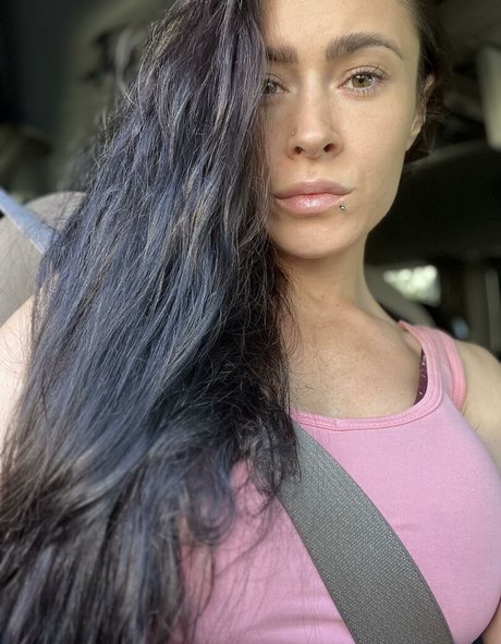 RiahJade pornstar adult archive