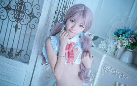 tinneh pornstar hot pictures