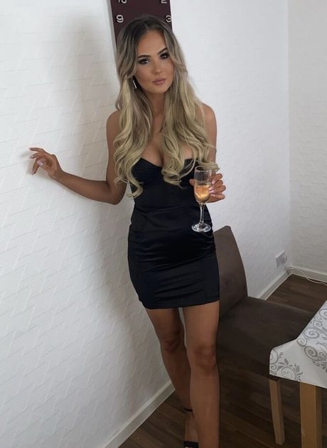 Sophie Campbell xxx model gallery