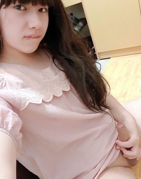 Thetsjess high quality actress pictures