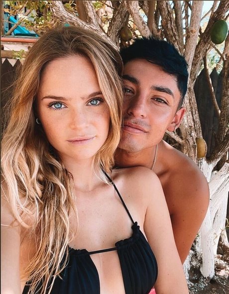 horny teen onlyfans pornos picture