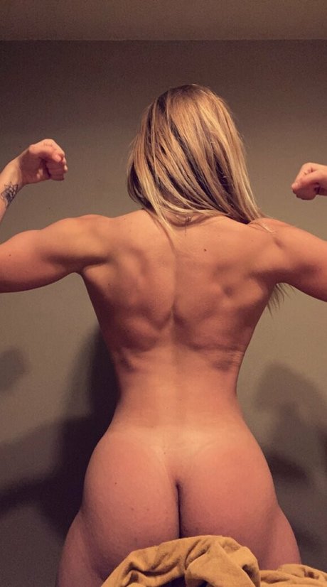 Mayamoneyshot model pornographic images