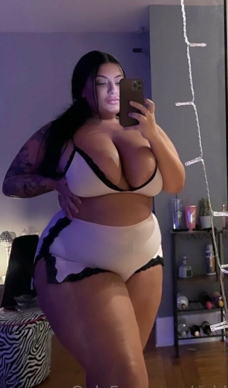 Ashley091 model porn photos