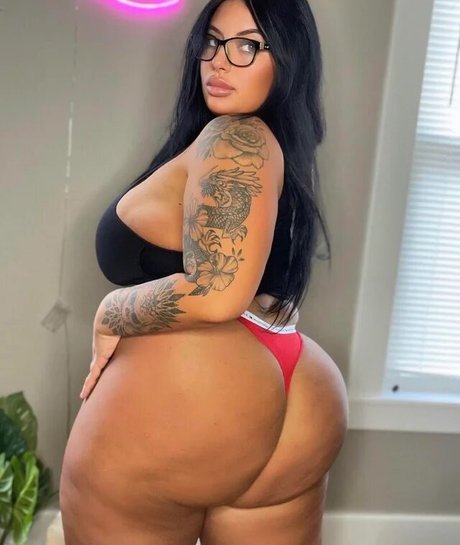 Ashley091 top actress galleries