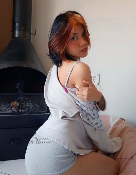 Guinny model high quality pictures