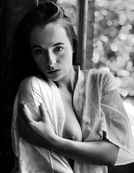 Sophie Stage xxx actress image