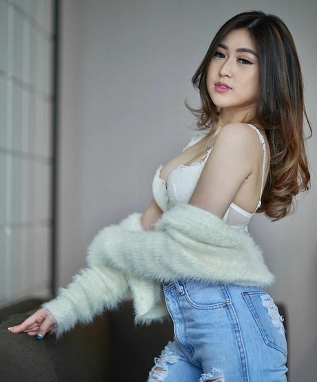 Felicia Carissa Profile photo