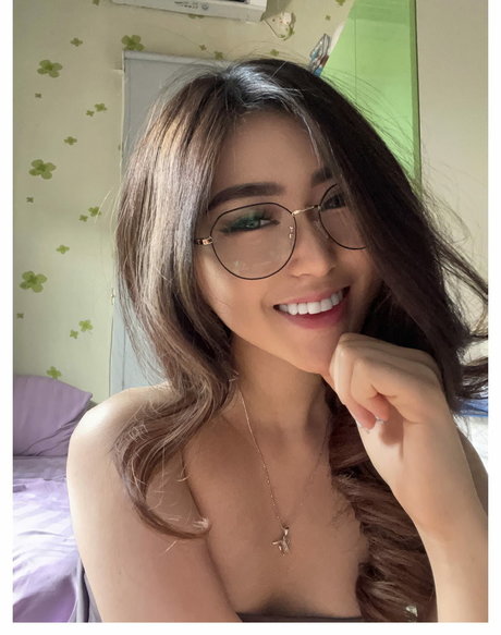 muscular onlyfans adult photos