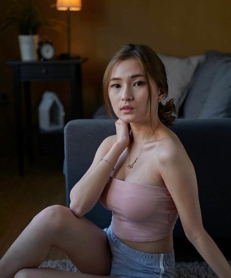 Felicia Carissa beautiful model picture