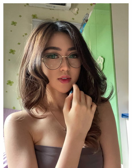 Felicia Carissa star top picture