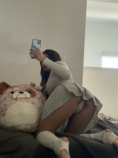 kiwikawaii222 model xxx pic