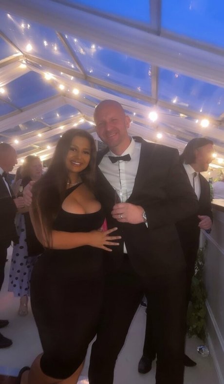 latina onlyfans pretty photo