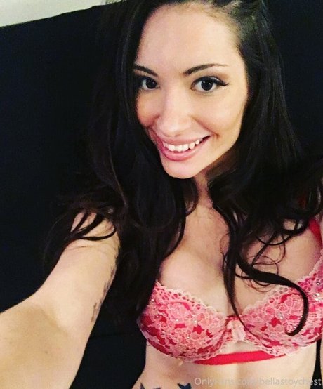 Bella s Toy Chest model pornographic pics