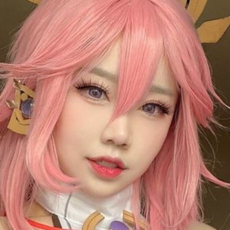 tsikyo pretty model pics