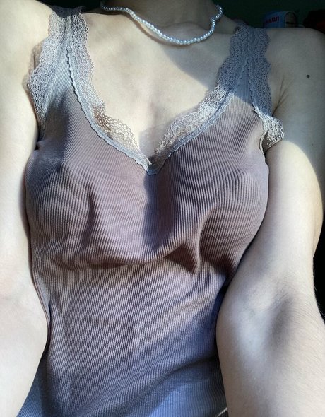 adorable dina nice star pics