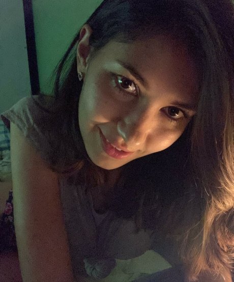 adorable dina star pics