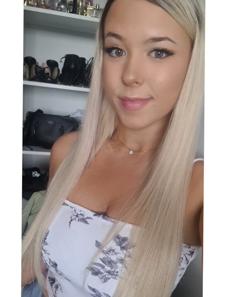 huge anal dildo onlyfans beautiful naked pics