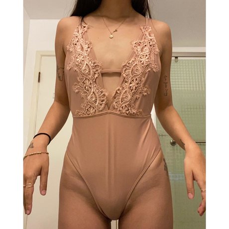 Kylie Cheung model hd picture