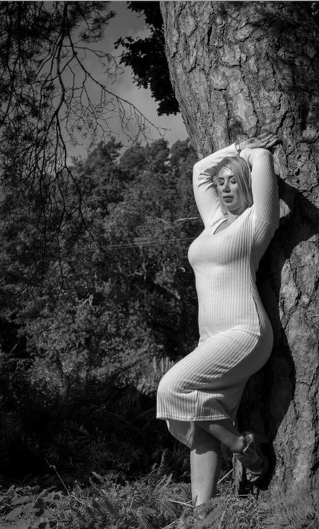 Gail Scott star top pictures