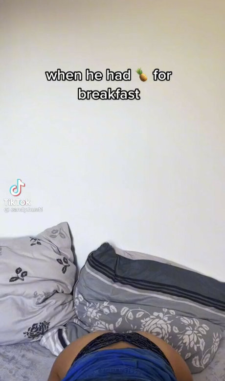 Candyhuntx erotic model image