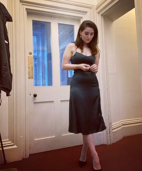 Rebecca Gilliland star sexy picture