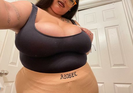 Cremita pornstar nude pic