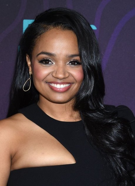 Kyla Pratt nude model archive
