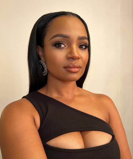 Kyla Pratt pornstar erotic galleries