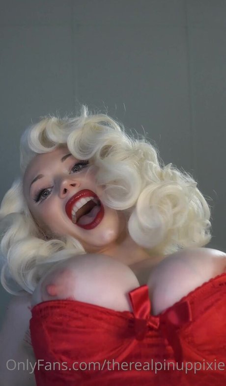 Pineup Pixie hot actress pic