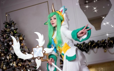 Kawaiifox beautiful model image