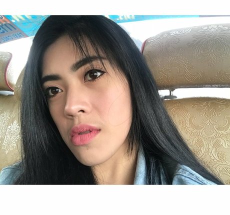 Aungsumalyn art actress img