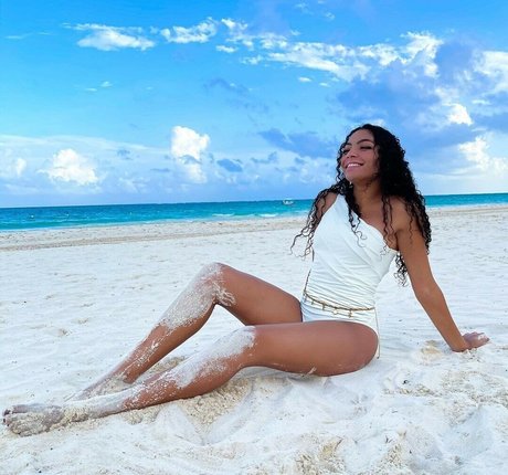 Any Gabrielly porn actress photos