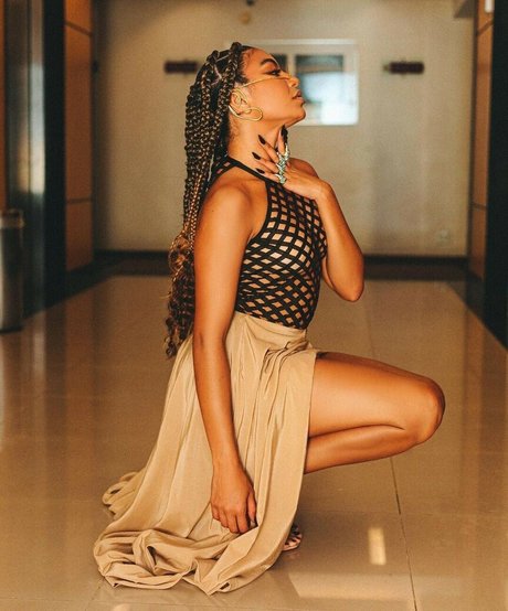 Any Gabrielly model erotic img