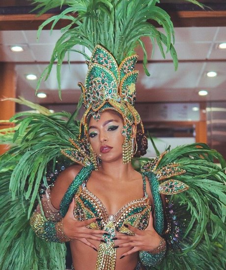 Any Gabrielly star adult pics