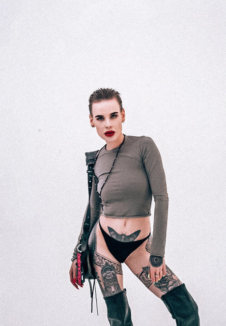 Tory Inve best star img