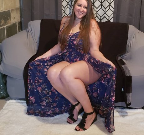 Caityy Cakesss hd pornstar img