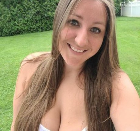 mother daughter onlyfans free pic