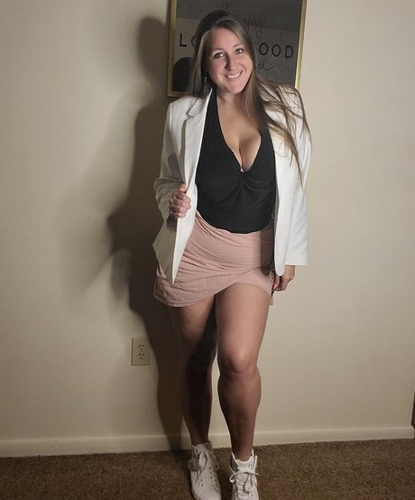 18 year old onlyfans porn image