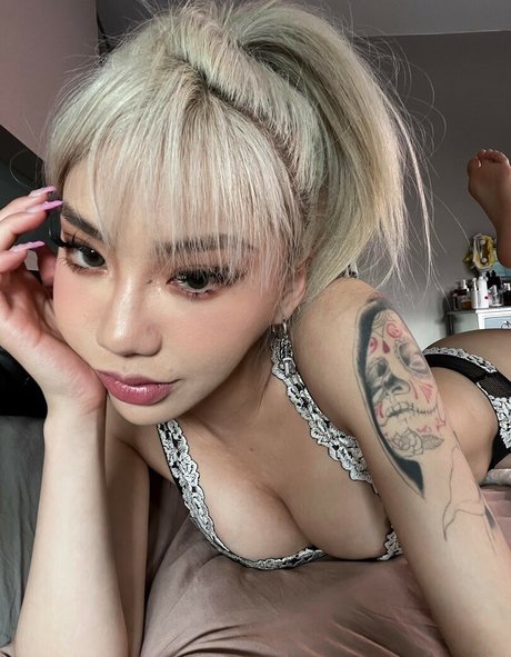 mature asian onlyfans free nude images