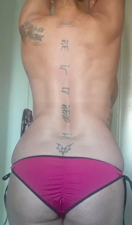 Julie K Smith art pornstar img