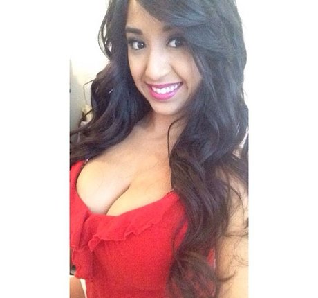 Alexandra Nicole naked model pictures