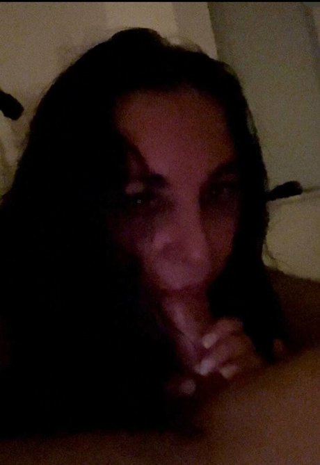 Linda Adams model pretty pictures