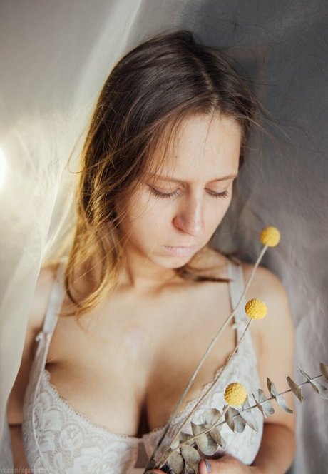 Anna Andreevna nice star pic