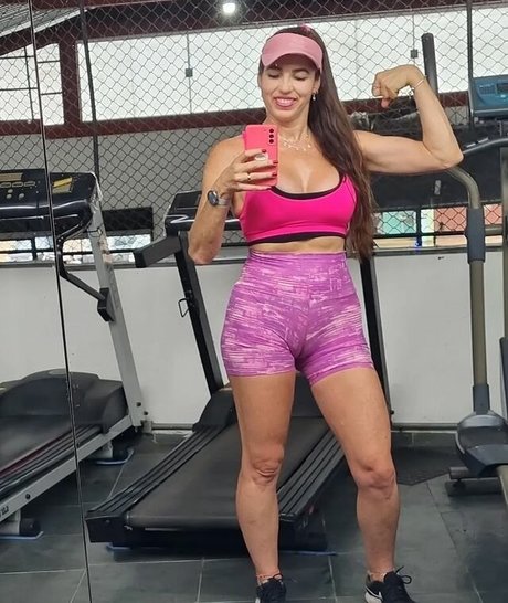 Pytykely pornstar top photo