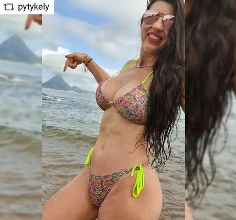 cameltoe onlyfans hot gallery