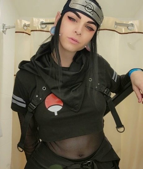 Echo Olsson top star pictures