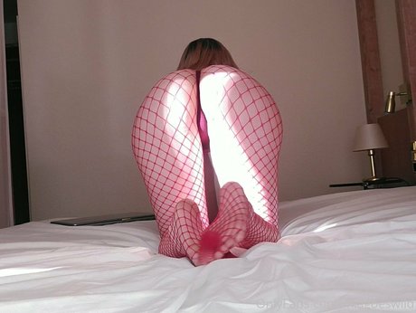 miagoeswild pornstar nude photos