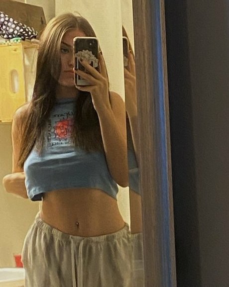 brown onlyfans xxx pic