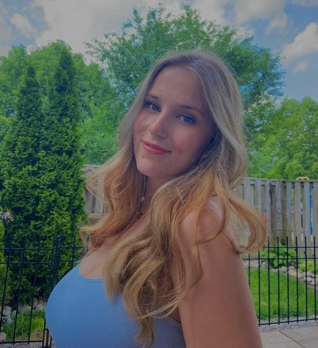 babe brunette onlyfans free nude pic