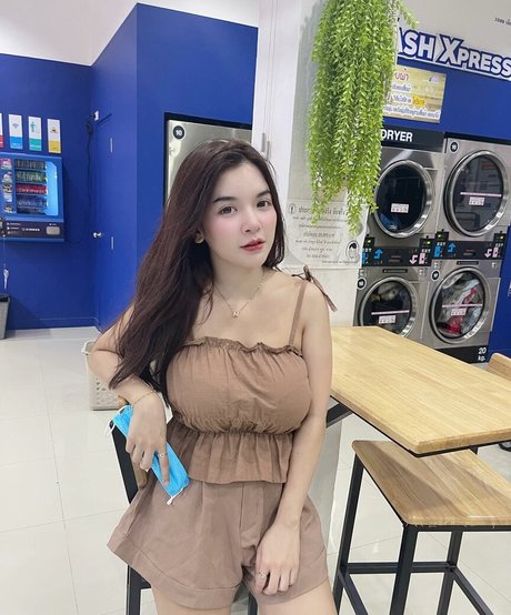 lesbian pussy onlyfans nice gallery